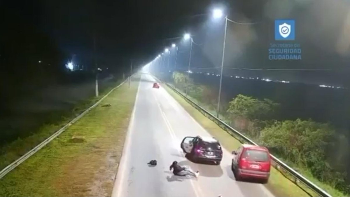 Pensó que el Uber la secuestraba y se tiró del vehículo en movimiento en plena avenida