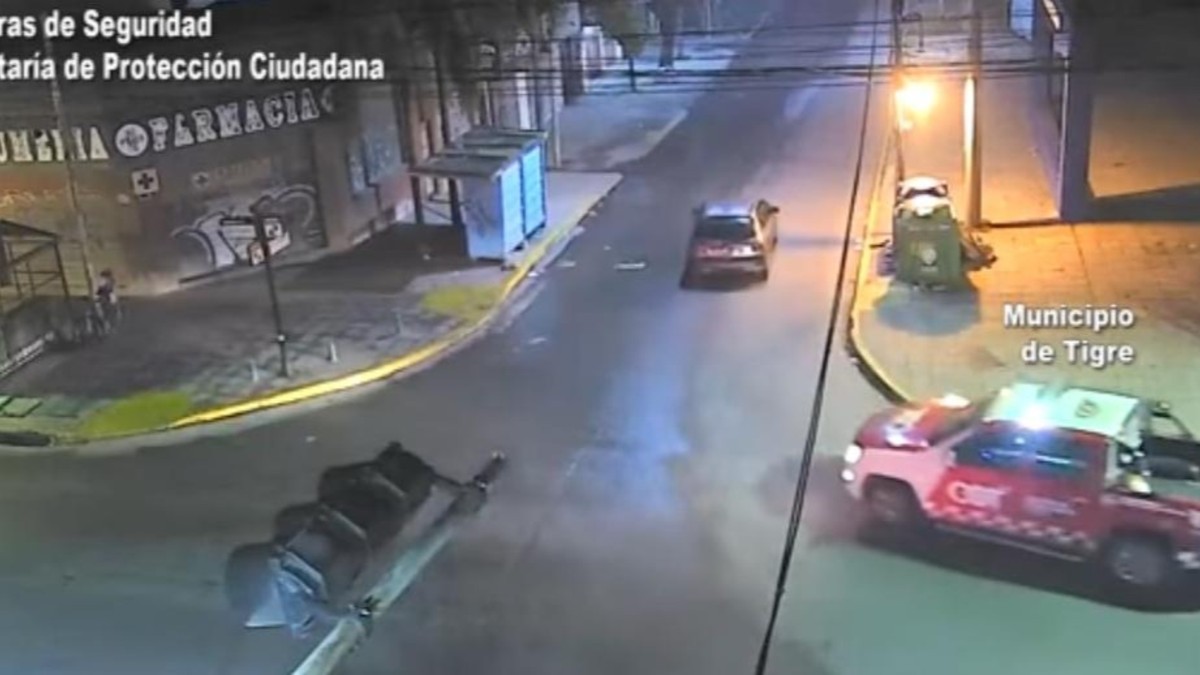 Circulaba en un auto con droga y un arma de fuego: fue detenido