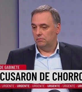 "Me dolió que me traten de chorro": Adorni admitió que ocultó ingresos en sus declaraciones juradas