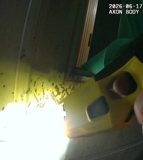 Se atrincheró en su casa, amenazaba con quitarse la vida y lo redujeron con una Taser