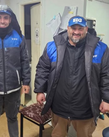 Robaron 14 motos, policías se disfrazaron de playeros y los sorprendieron en una estación de servicio