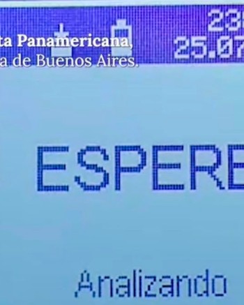 Manejaba borracho por la Panamericana y "rompió" el alcoholímetro: 2 millones de multa