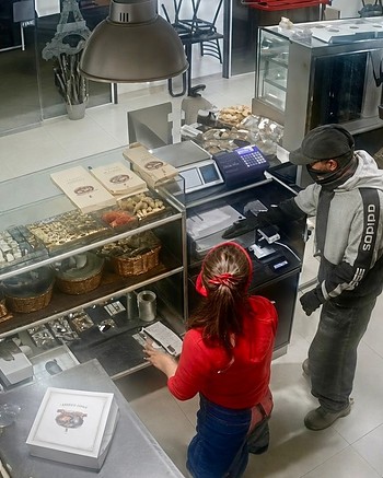 Tienen antecedentes, se dedicaban a robar comercios y golpeaban a los empleados