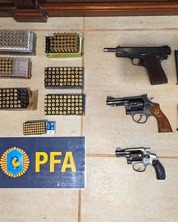 Preso por homicidio, manejaba desde la cárcel una banda que mandaba droga por encomienda 