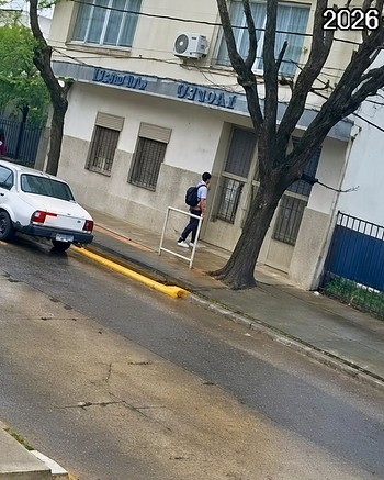 “Están secuestradas”: asaltó a dos alumnas de 15 años y sospechan que intentó llevarse a una