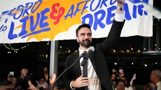 Quién es Zohran Mamdani, el demócrata socialista y nuevo alcalde de Nueva York que se inclina por las clases medias y bajas